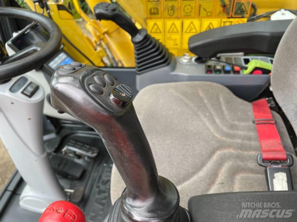 Komatsu PW 180-11 Wheeled excavators