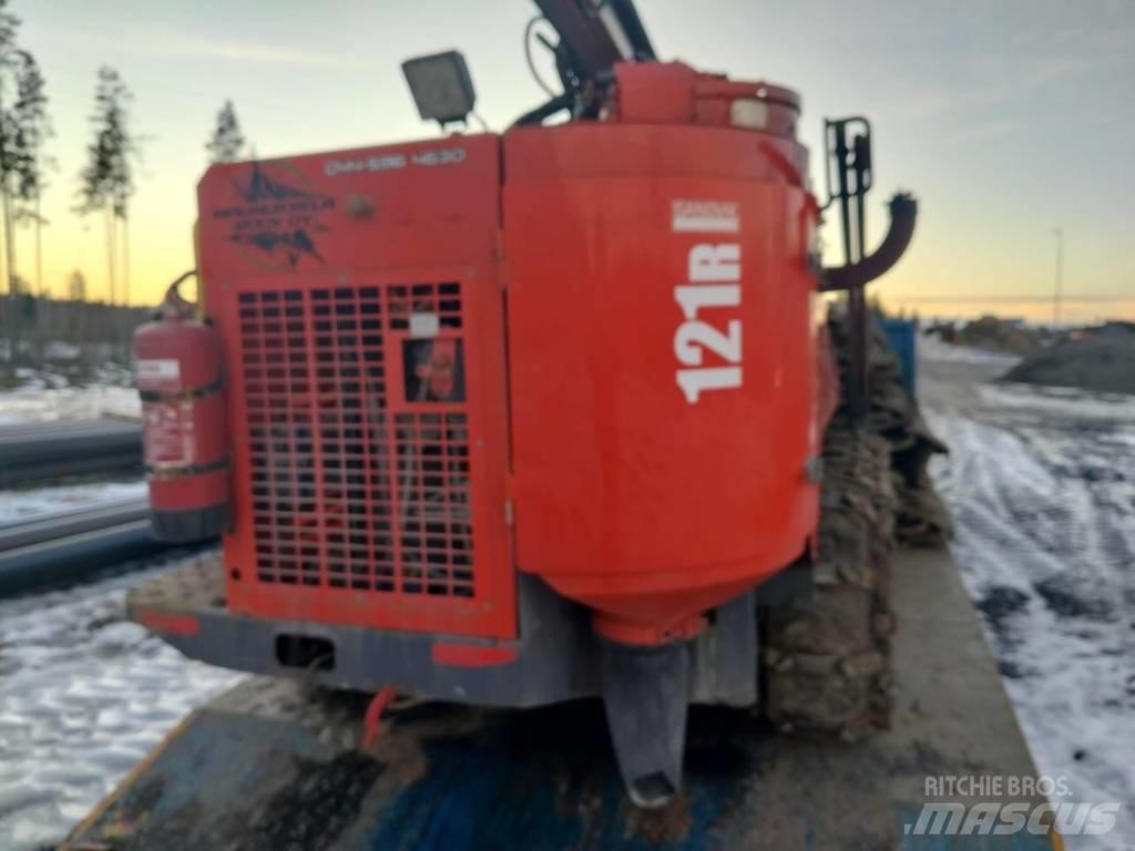 Sandvik DC 121R Surface drill rigs
