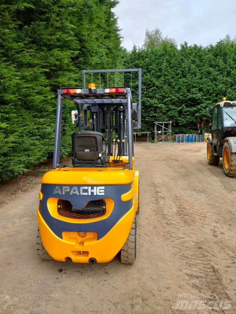 Apache HH307 Diesel trucks