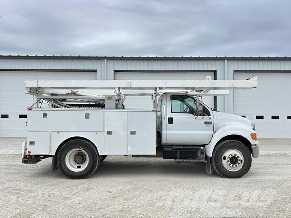 Ford F750 SD Construction - Others