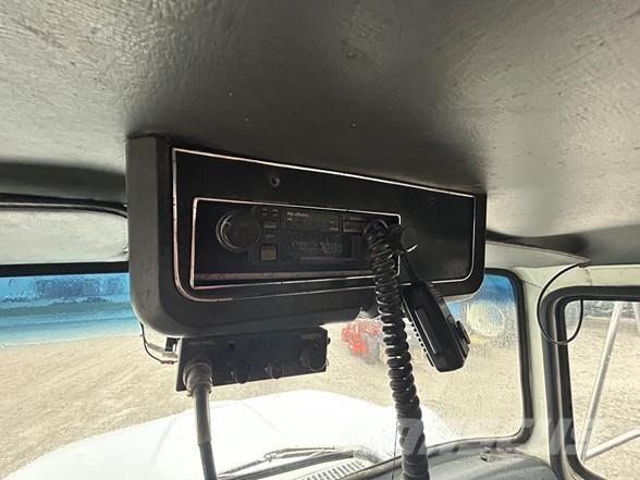 Ford L9000 Construction - Others