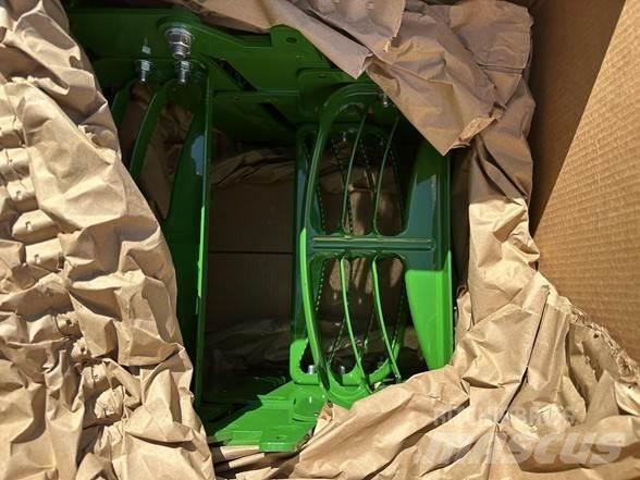 John Deere  Construction - Others