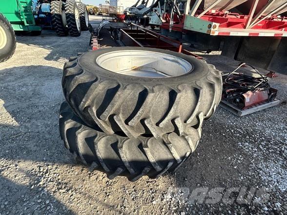 White 2-135 Tractors