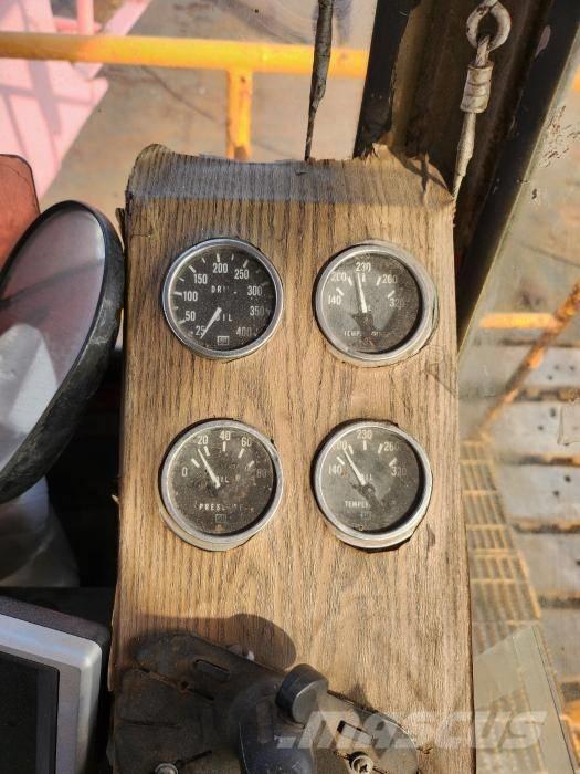 Manitowoc 4100 WS II Tracked cranes