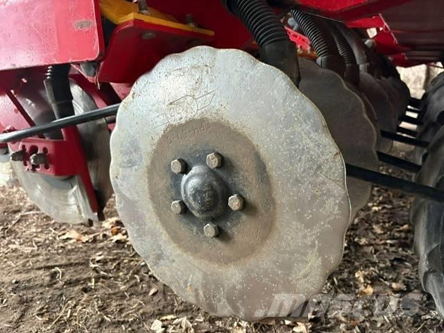 Väderstad Rapid300C Drills