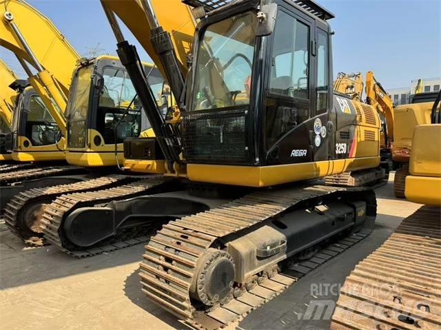 CAT 325 D L Crawler excavators