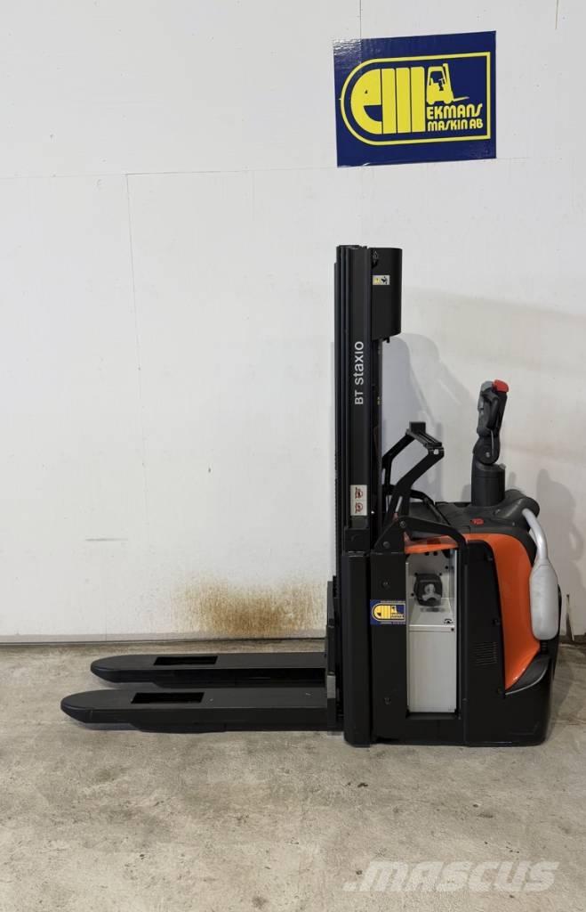 BT truck SPE 120L Pedestrian stacker
