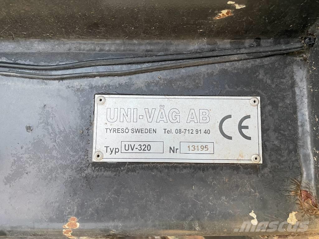 Uni-väg UV 320 Snow blades and plows