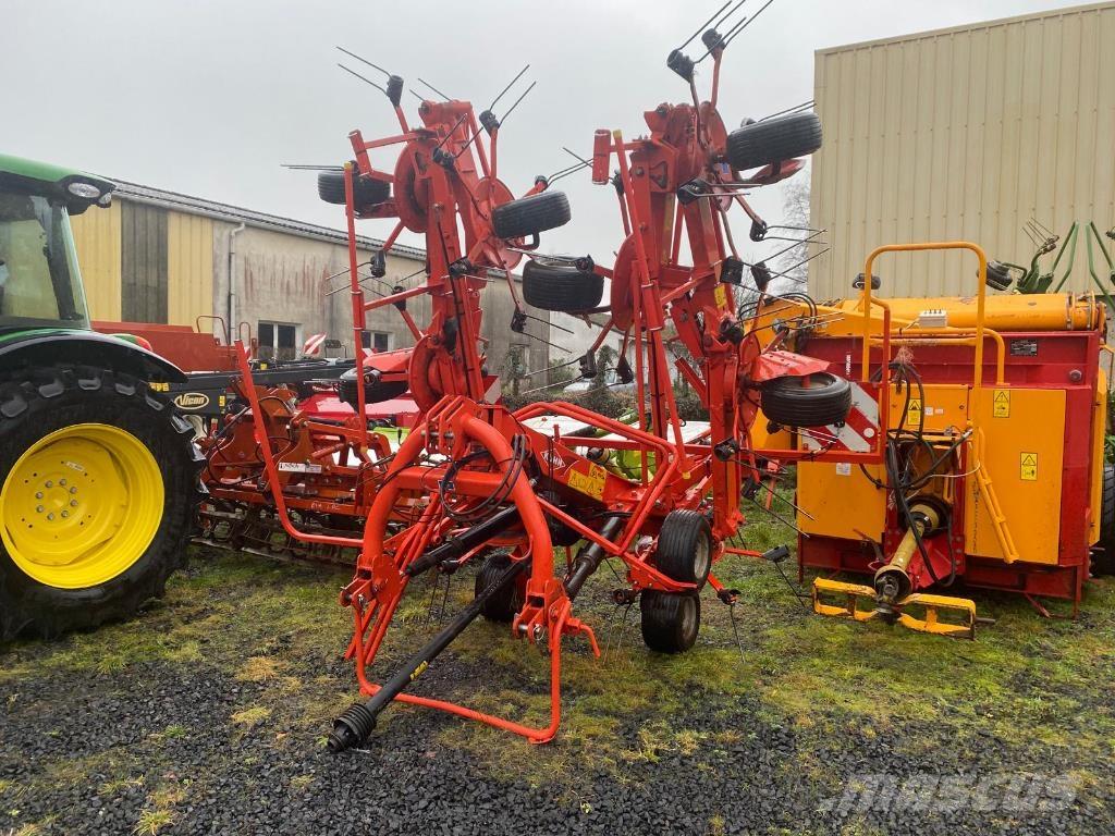Kuhn GF8702 Rakes and tedders