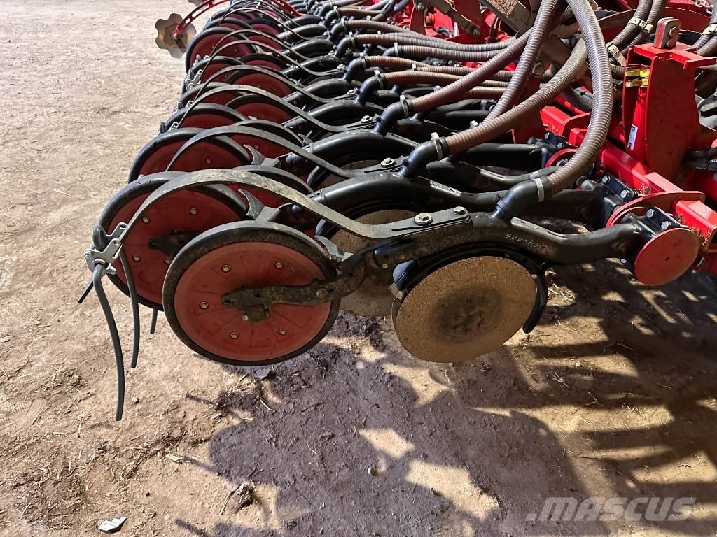 Horsch Pronto 8 DC Drills