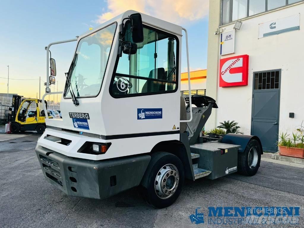 Terberg YT 222 Terminal tractors