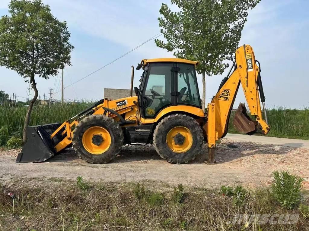 JCB 4 CX Backhoe loaders