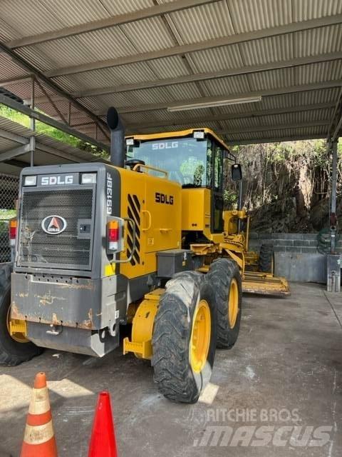 SDLG G9138 Graders