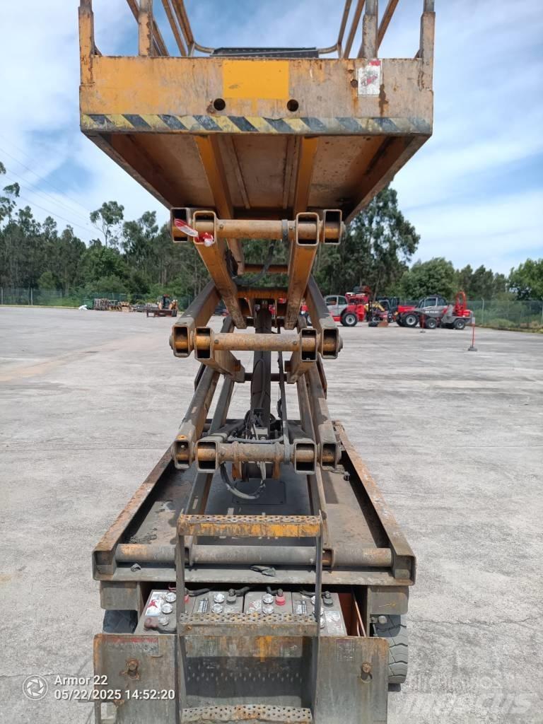 Haulotte Compact 10 Scissor lifts
