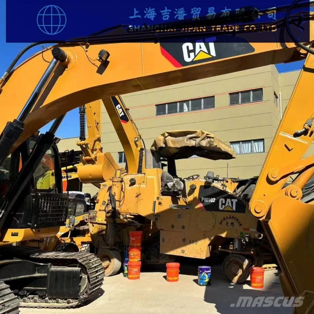 CAT 325 Crawler excavators