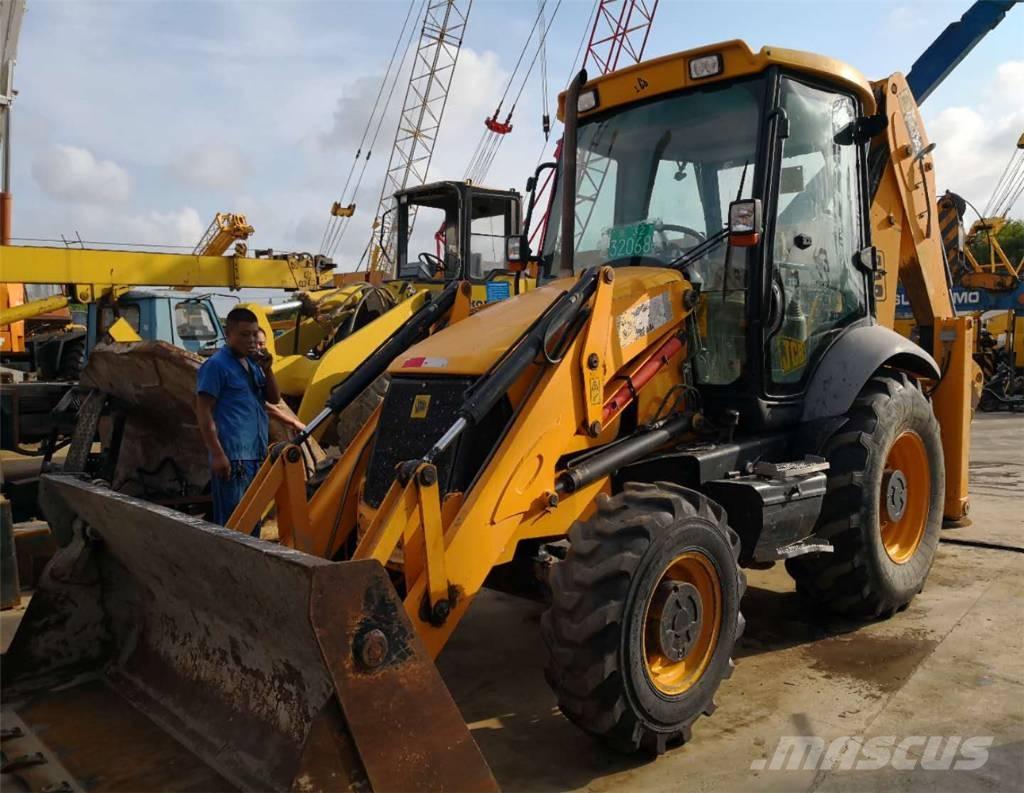 JCB 3CX Backhoe loaders