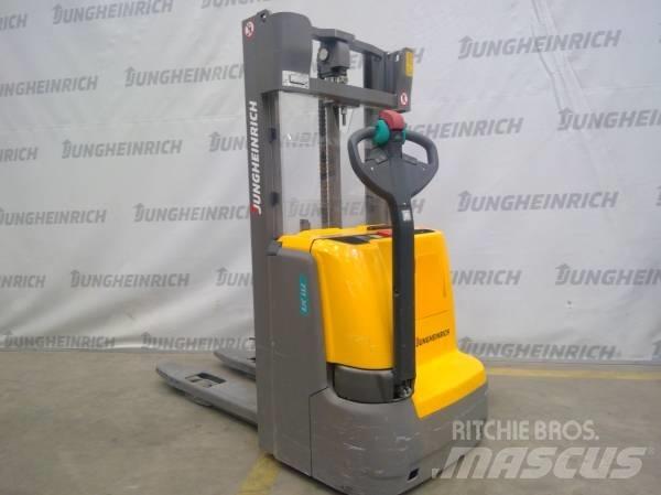 Jungheinrich EJC 112 Pedestrian stacker