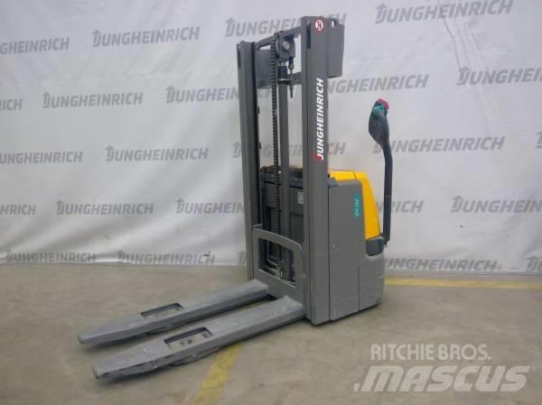 Jungheinrich EJC 112 Pedestrian stacker