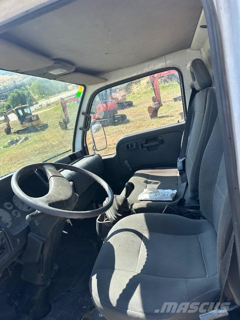 Nissan CABSTAR 35.13 Trailer mounted aerial platforms