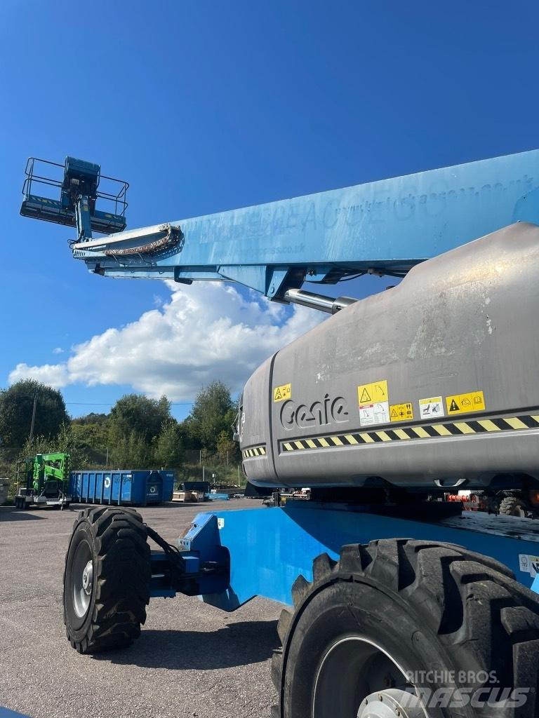 Genie S 125 Articulated boom lifts