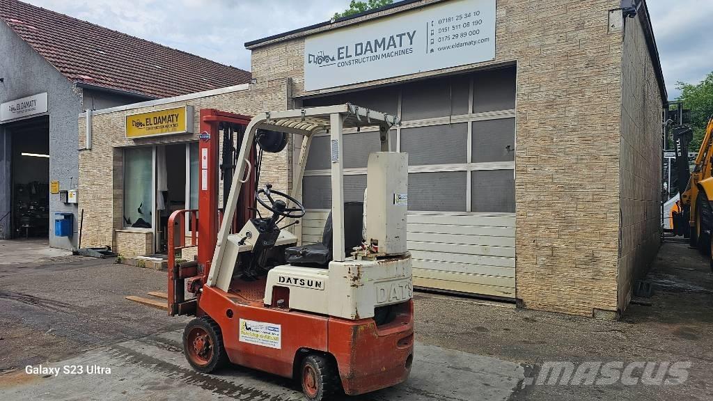 Nissan Datsun TV135 LPG trucks