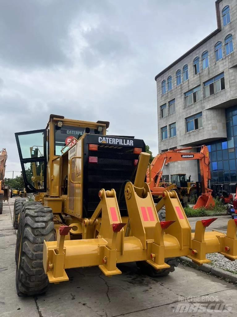 CAT 140 H Graders