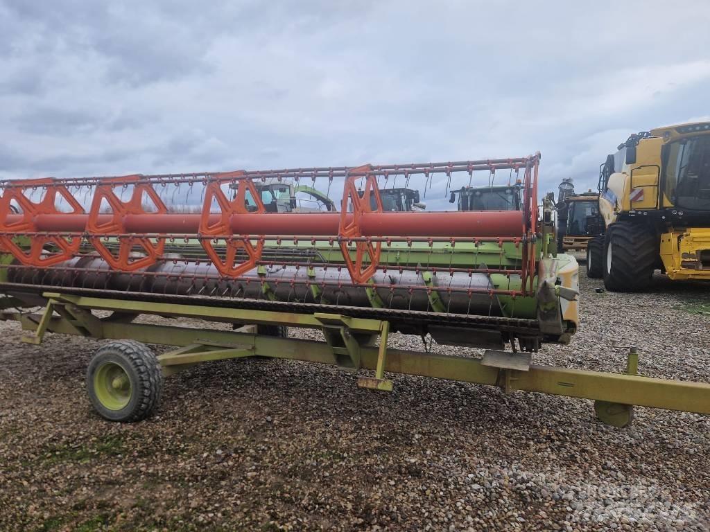 CLAAS Lexion 660 Combine harvesters