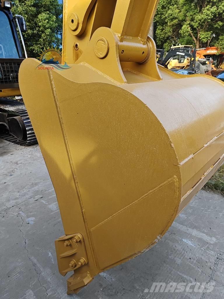 CAT 320D2L Crawler excavators