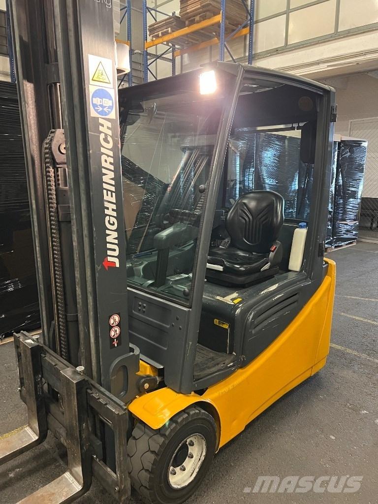 Jungheinrich EFG220k Electric forklift trucks