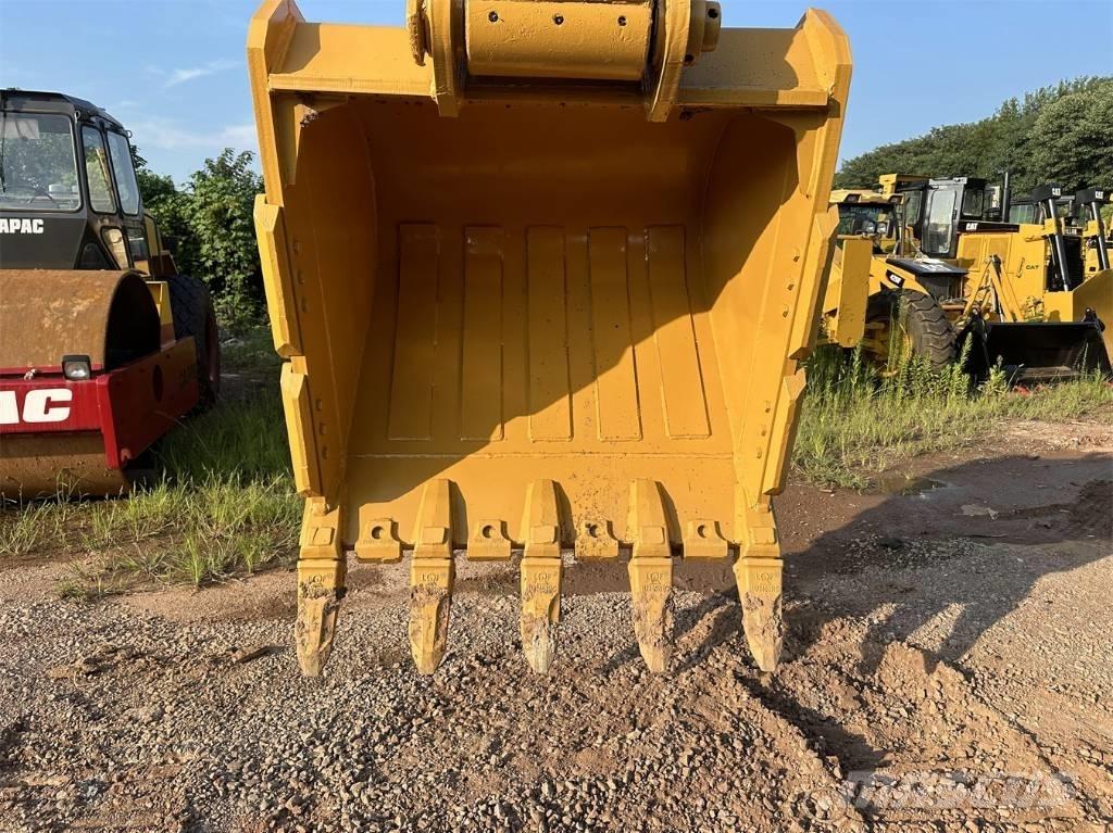 CAT 330 D Crawler excavators