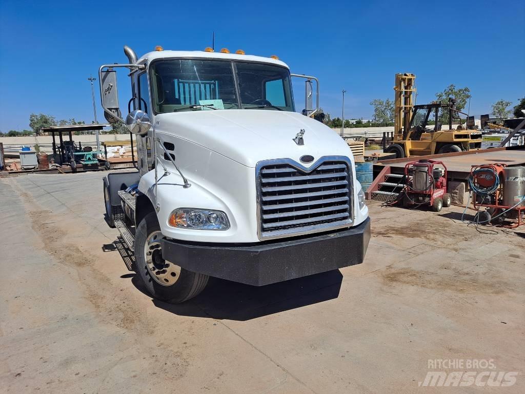 Mack CX612 Tractor Units