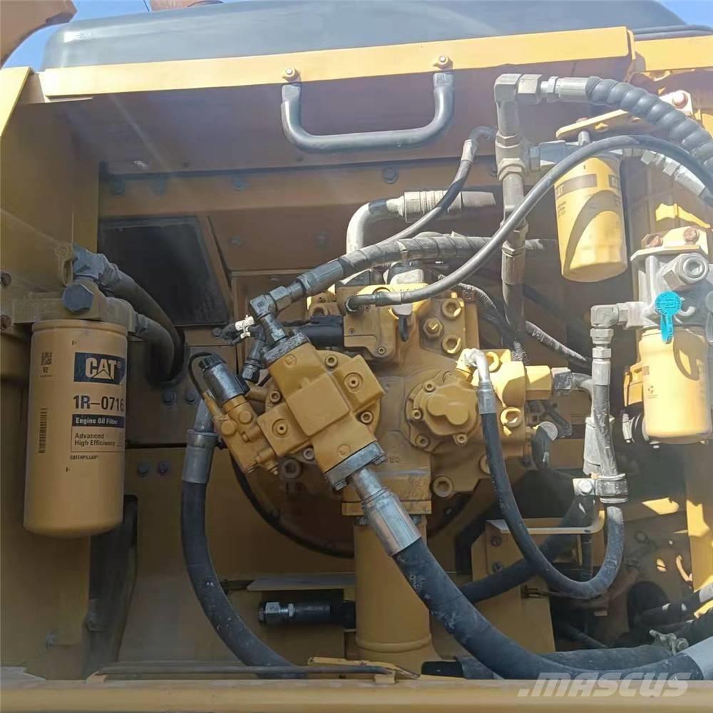 CAT 336D Crawler excavators