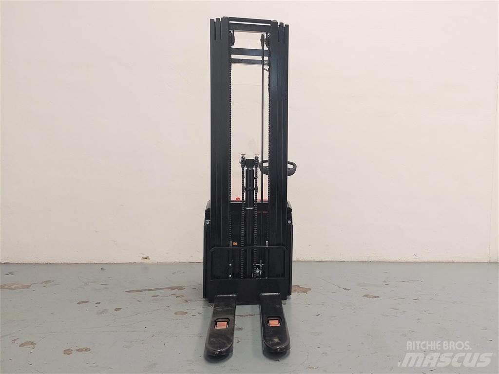 Hangcha CDD16 AC2 Pedestrian stacker