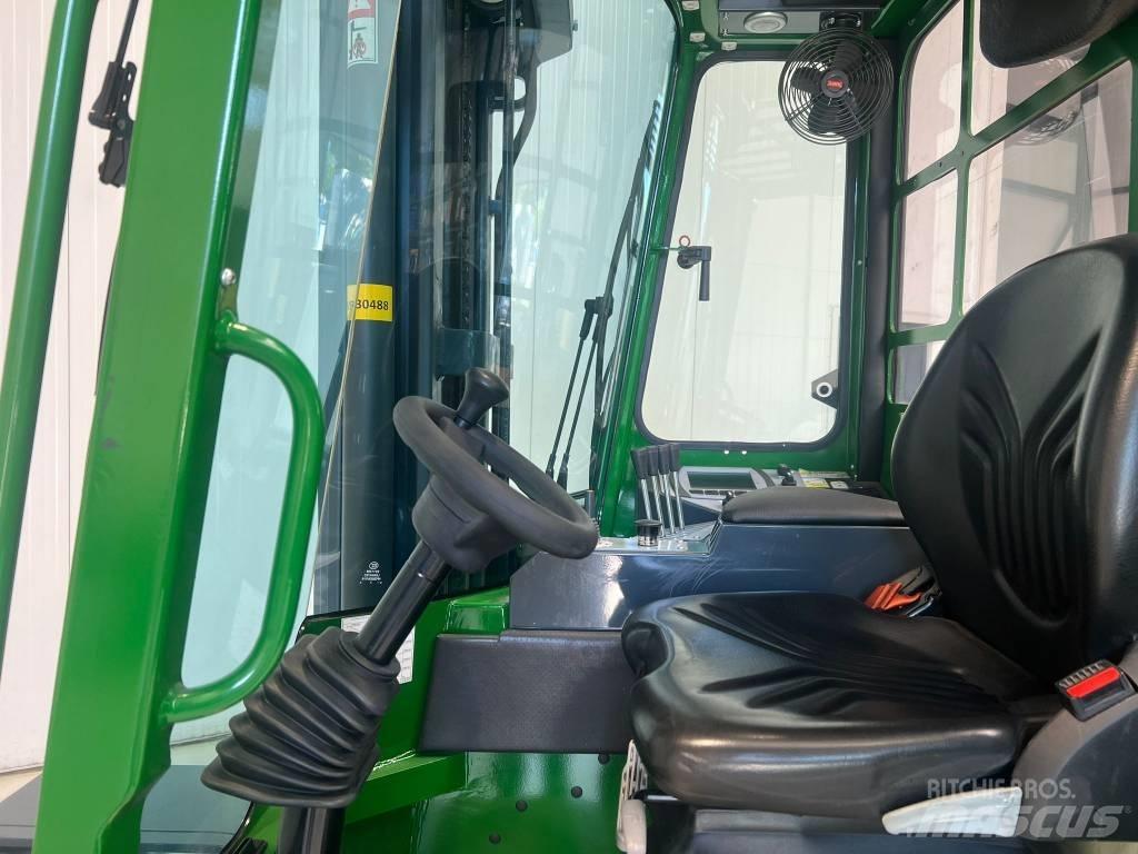 Combilift C4000ET 4-way reach trucks