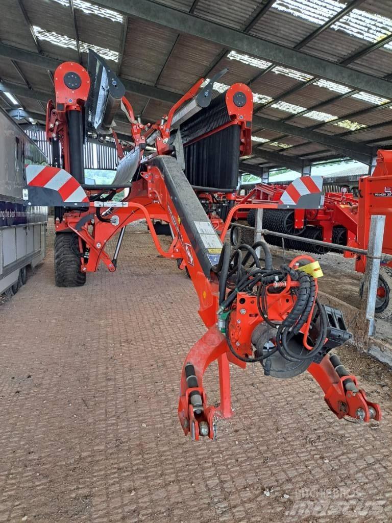 Kuhn Merge Maxx Rakes and tedders
