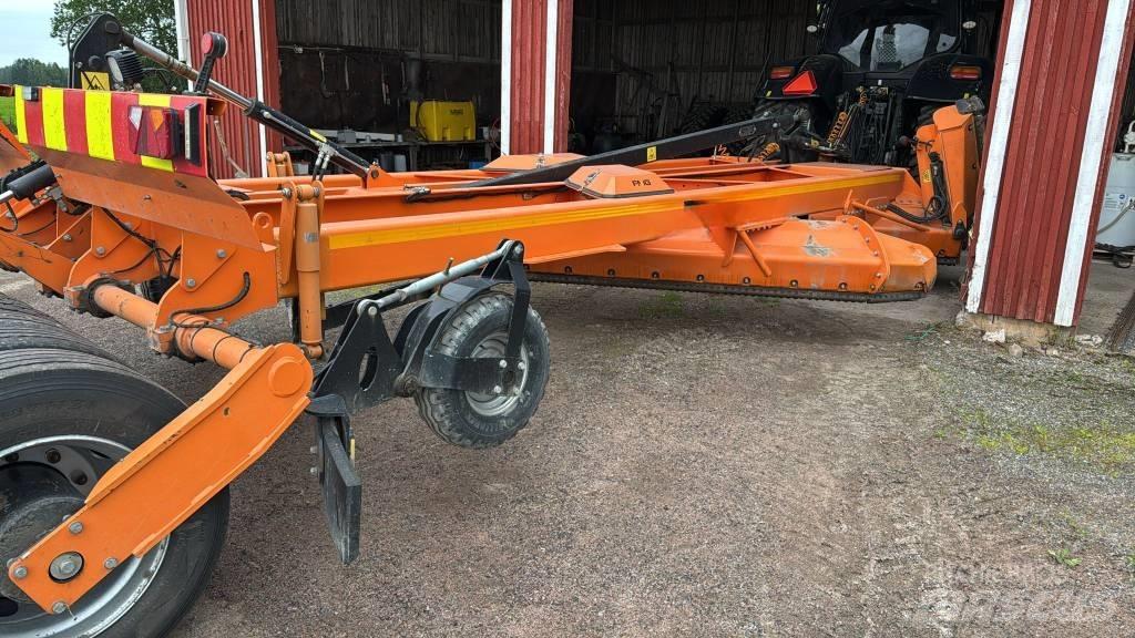 FMG TLN 570 TULOSSA Graders