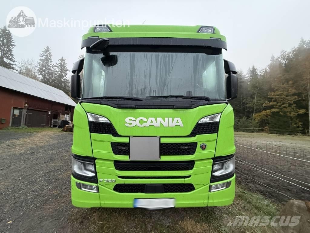 Scania P 320 Box body trucks