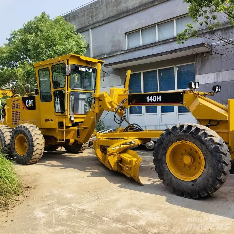 CAT 140H Graders