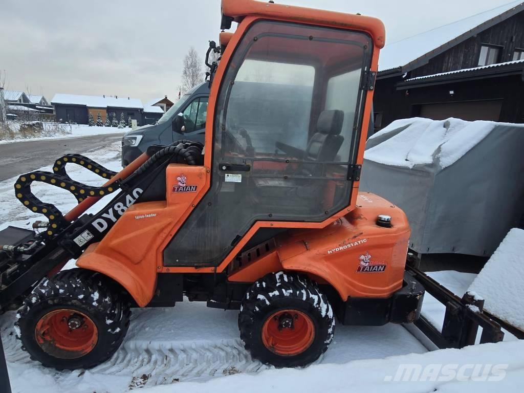 Taian DY840 Mini loaders