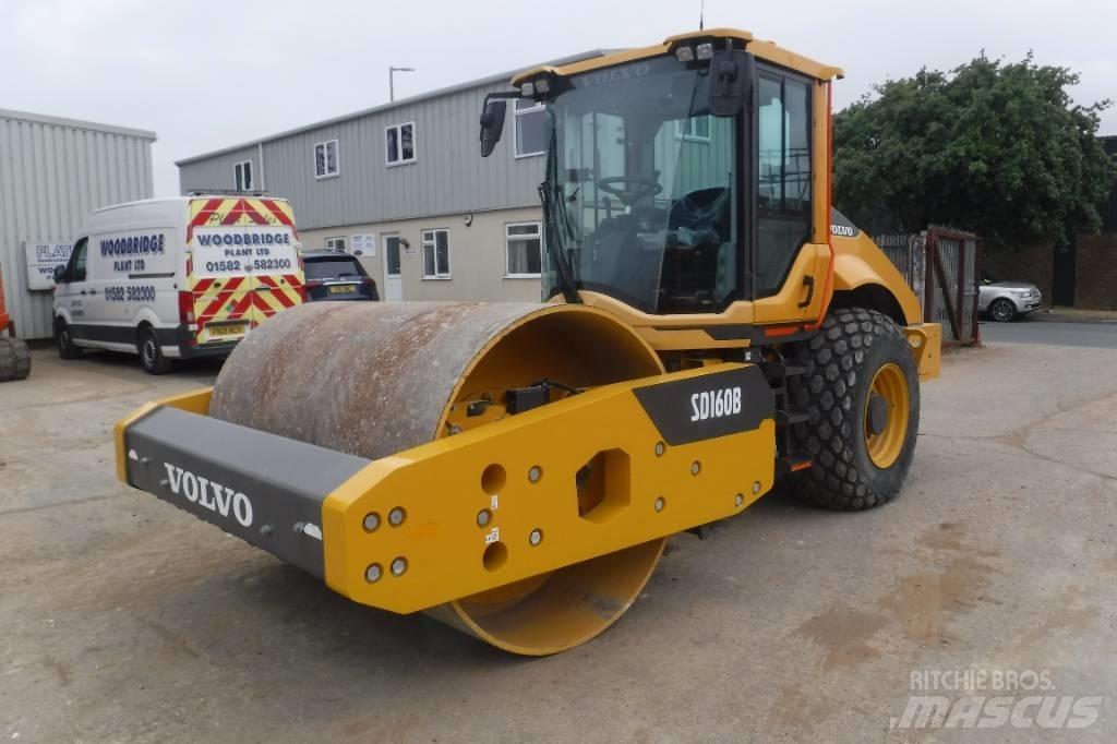 Volvo SD 160 B Pneumatic tired rollers