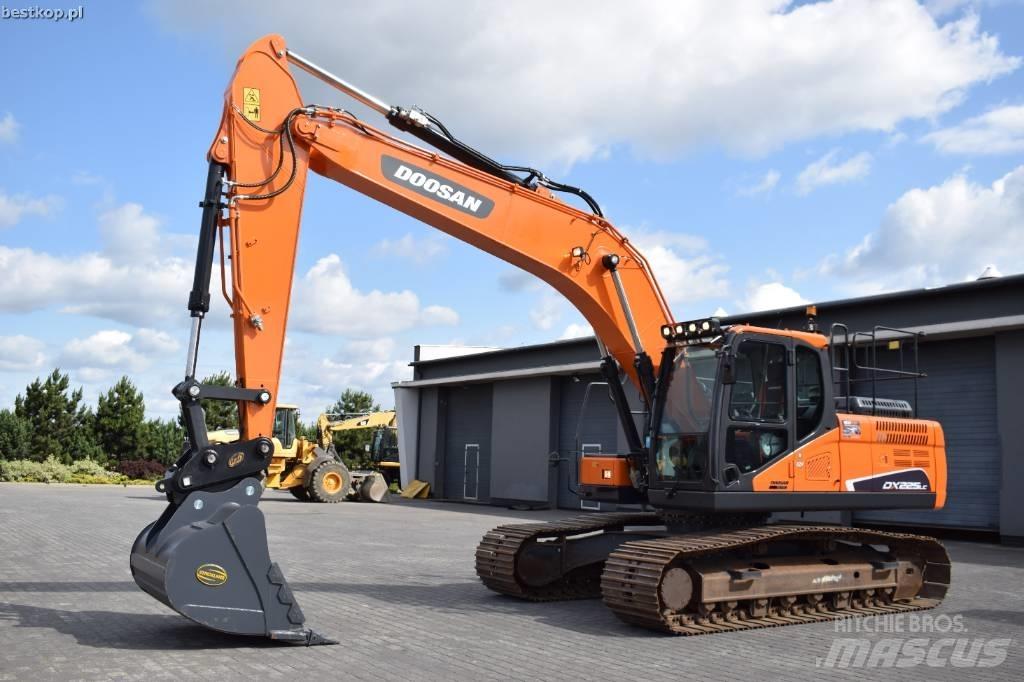 Doosan DX 225 LC-5 Crawler excavators