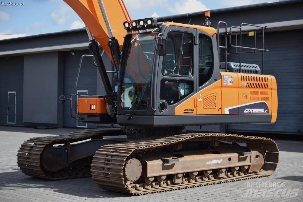 Doosan DX 225 LC-5 Crawler excavators