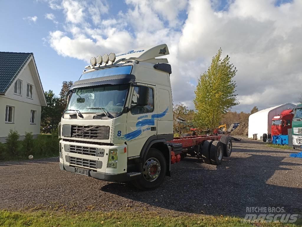 Volvo FM 440 Chassis Cab trucks
