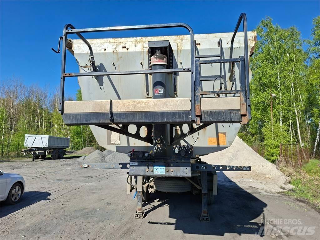 Wielton NW-3 Tipper trailers