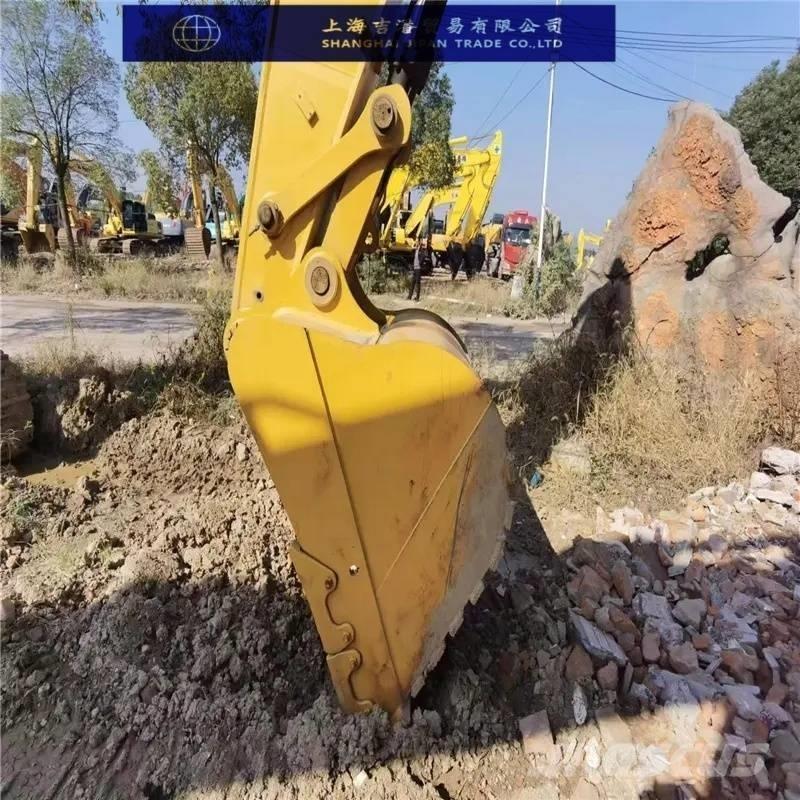 CAT 330 D Crawler excavators