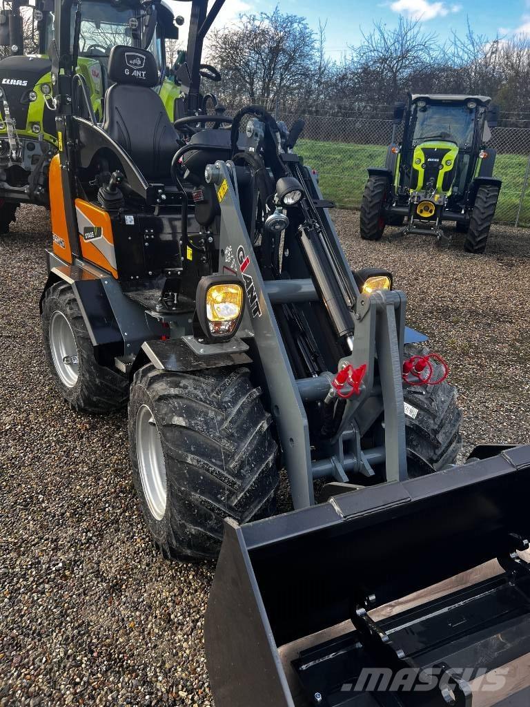 GiANT G 1500 HD Mini loaders