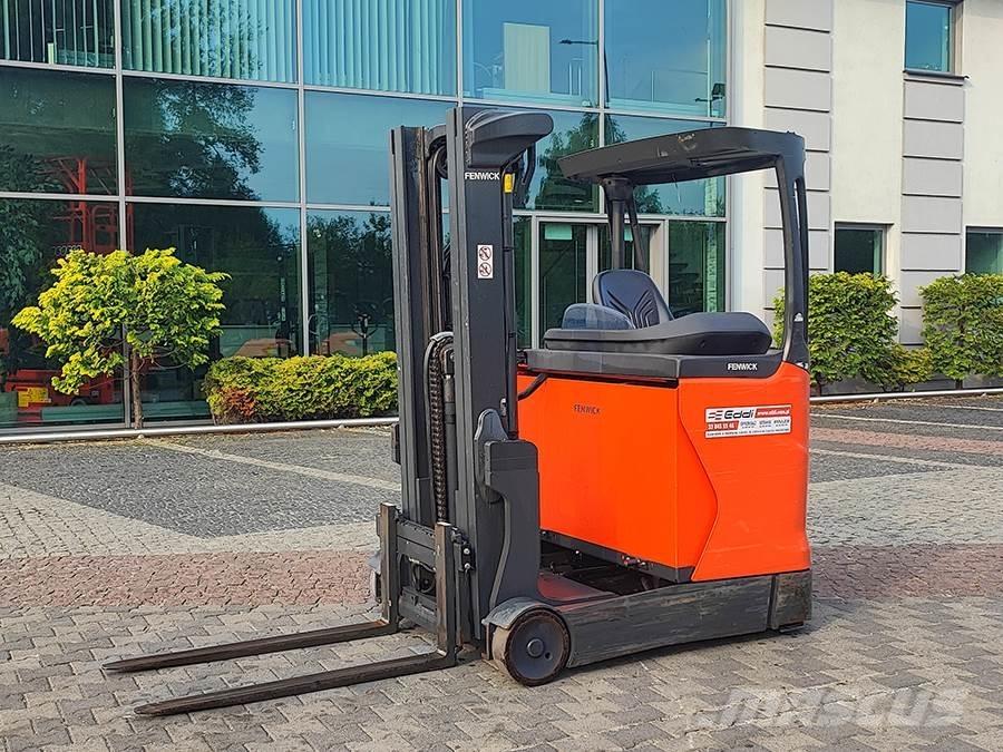 Linde R12B-01 Reach trucks