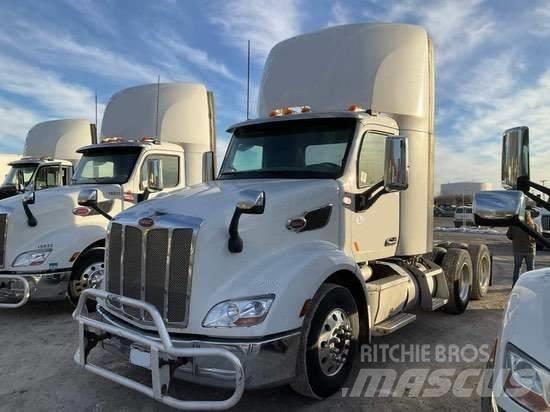 Peterbilt 579 Tractor Units