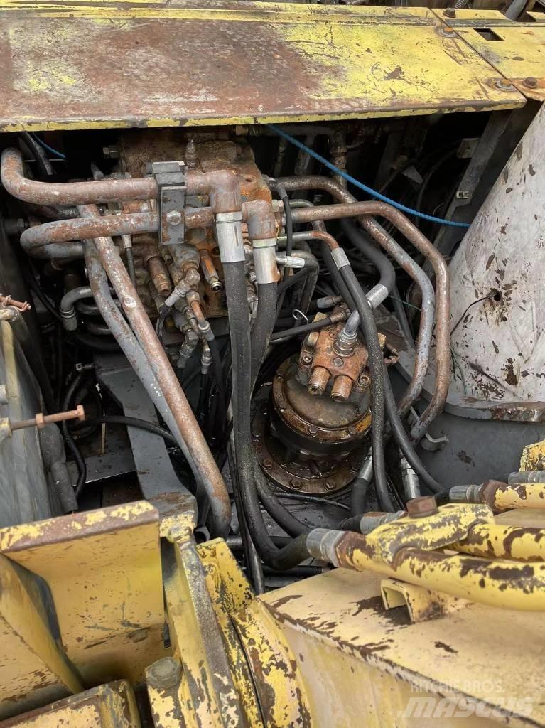 Sumitomo SH120 Crawler excavators