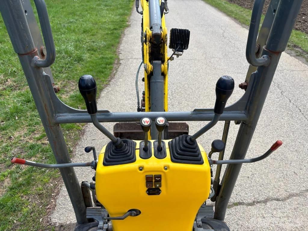 Wacker Neuson 803 Mini excavators < 7t (Mini diggers)